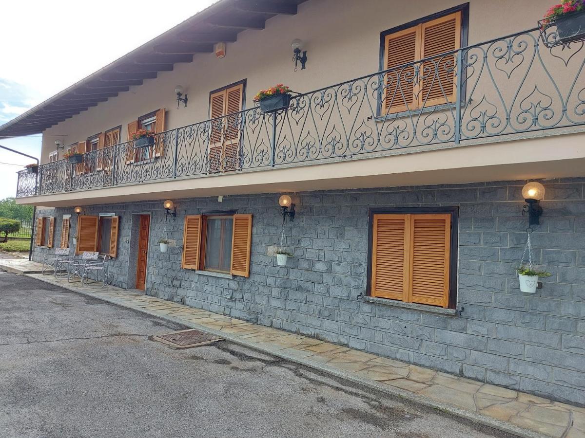 La Ca' 'D Pinet Villa Cuneo Esterno foto